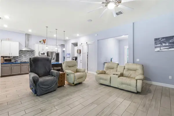 922 VOLUSIA TIMBER CT, Lake Helen, FL 32744