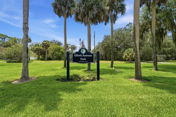 421 ELLIOTT AVE, Sanford, FL 32771