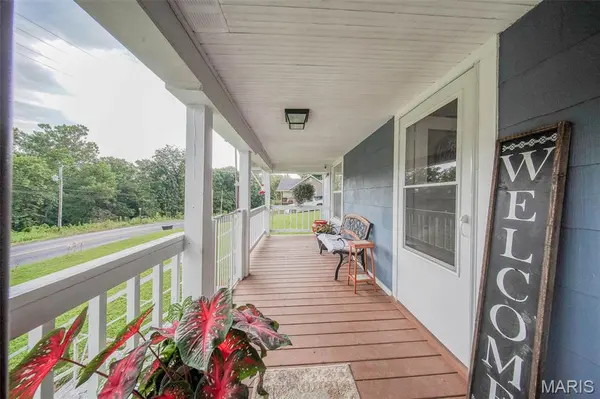 18726 State Route P, Newburg, MO 65550
