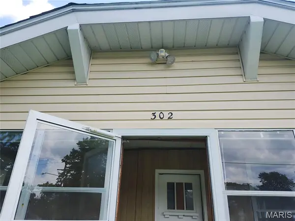 302 N 3rd ST, Chaffee, MO 63740
