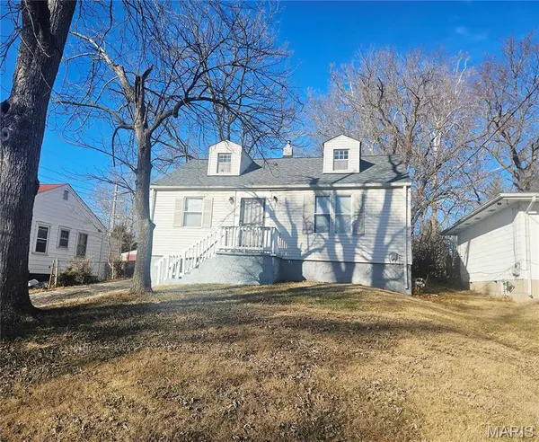 491 Adrian DR, St Louis, MO 63137