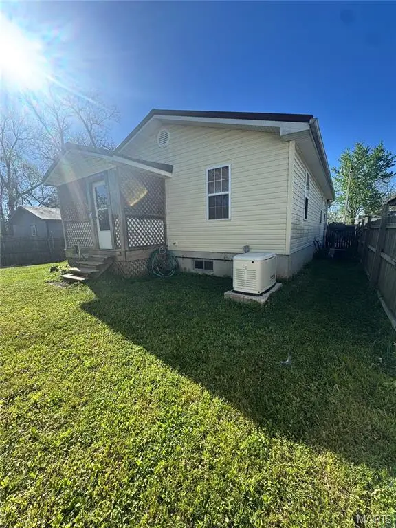 1033 Franklin ST, Poplar Bluff, MO 63901