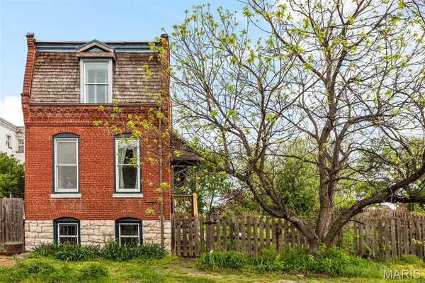 1871 Madison ST, St Louis, MO 63106