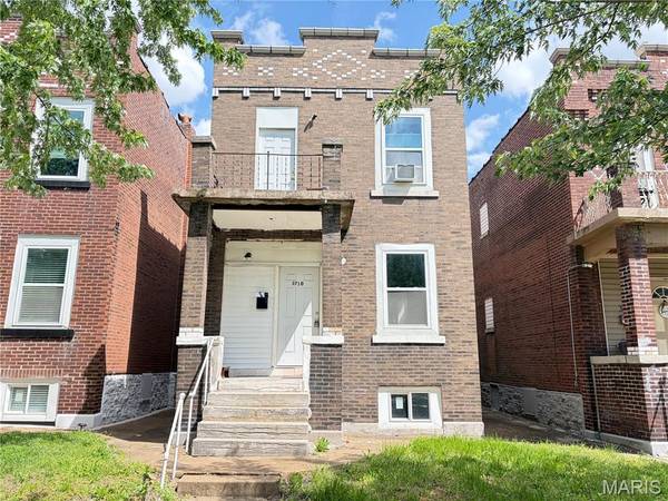 3710 Bamberger AVE, St Louis, MO 63116