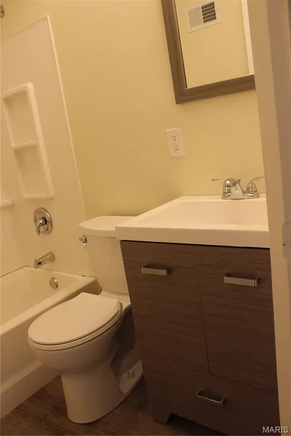 440 Marie AVE #440, St Louis, MO 63135