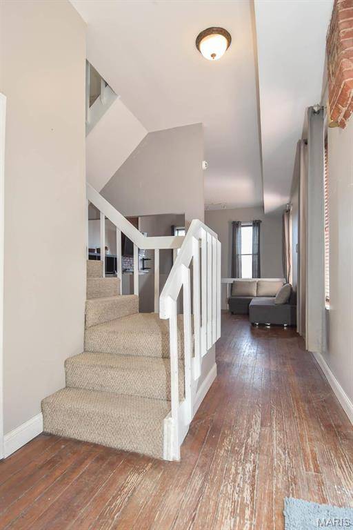 2350 S 10th ST #REAR, St Louis, MO 63104