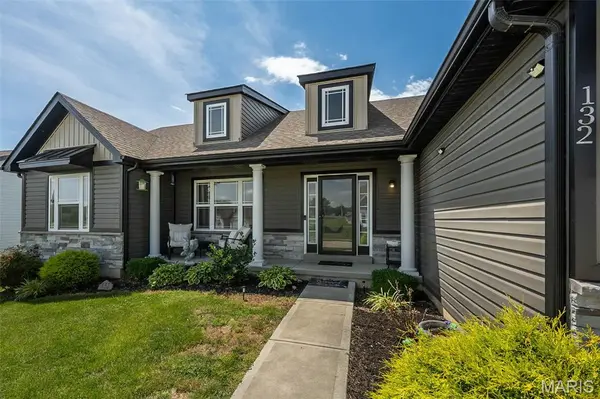 132 Hayfield DR, Moscow Mills, MO 63362