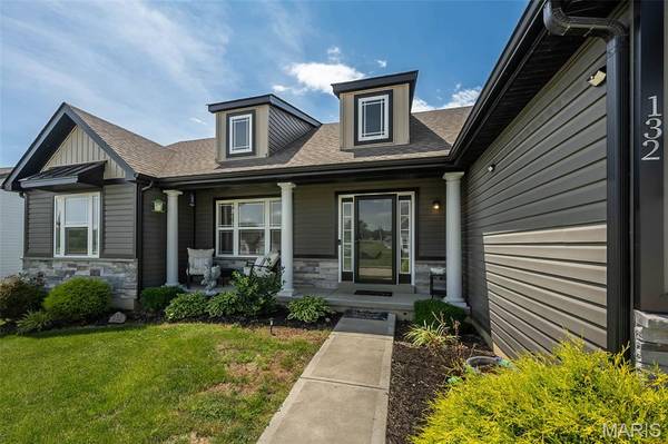 132 Hayfield DR, Moscow Mills, MO 63362