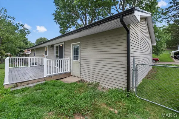 219 Hillvale ST, Cape Girardeau, MO 63701