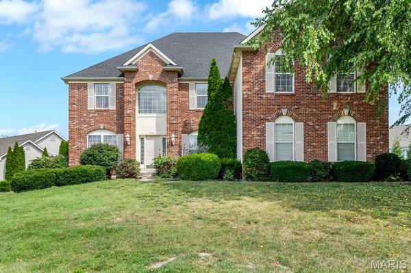 801 Dacotah DR, Dardenne Prairie, MO 63368