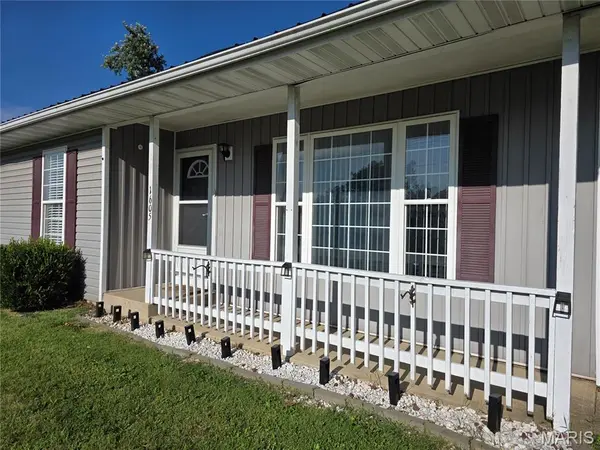 1605 McCutchen RD, Rolla, MO 65401