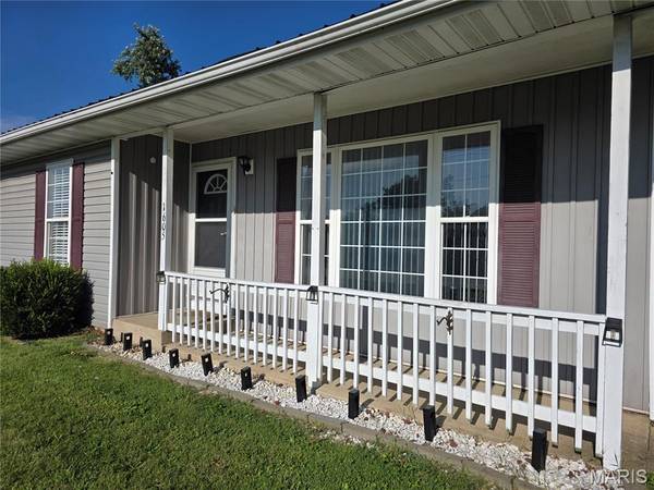 1605 McCutchen RD, Rolla, MO 65401