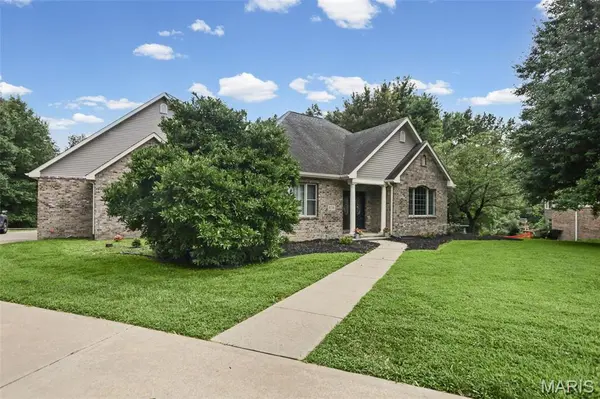 8536 Armsleigh PL, O'fallon, IL 62269