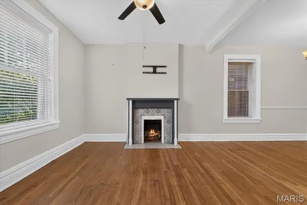 3857 Botanical, St Louis, MO 63110