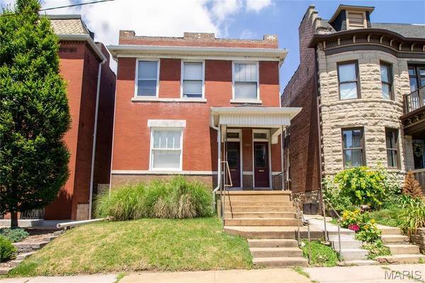 3857 Botanical, St Louis, MO 63110