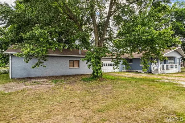 109 Walnut ST, Old Monroe, MO 63369