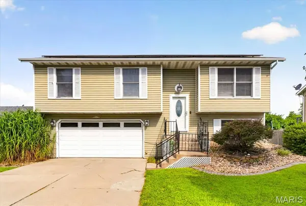 409 Wilson Park LN, Granite City, IL 62040