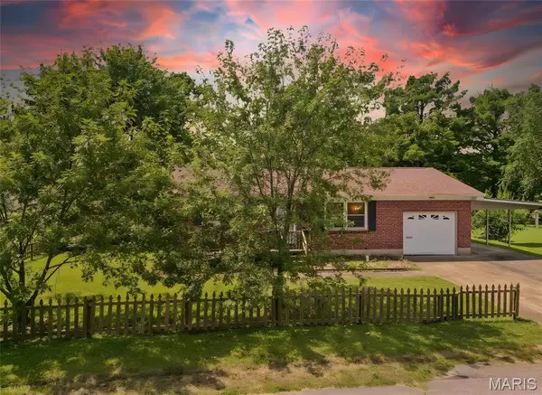 237 Jackson ST, Sullivan, MO 63080