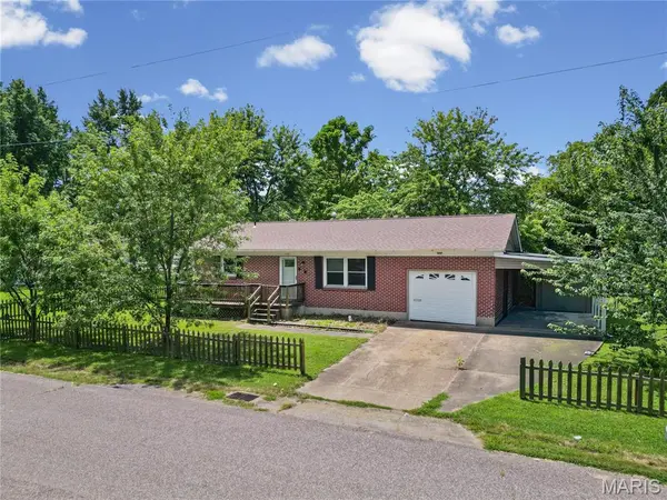 237 Jackson ST, Sullivan, MO 63080