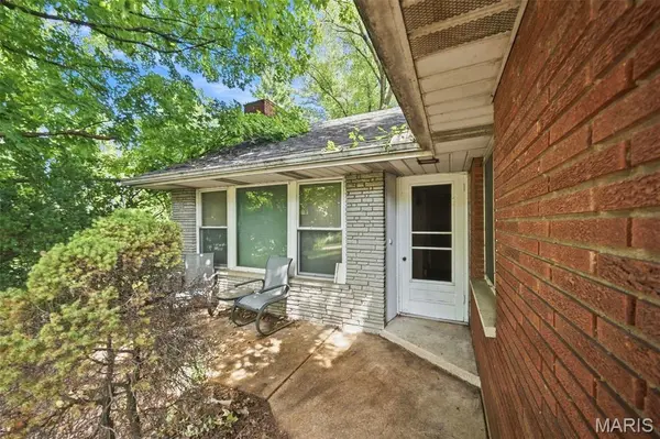 1536 N Elizabeth AVE, St Louis, MO 63135