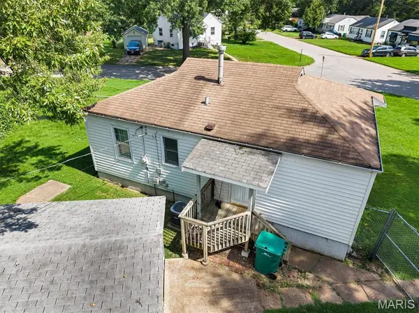 1901 Owen DR, St Louis, MO 63133