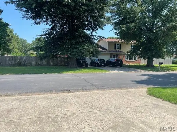 902 Glenn DR, Sikeston, MO 63801