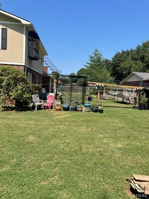 902 Glenn DR, Sikeston, MO 63801