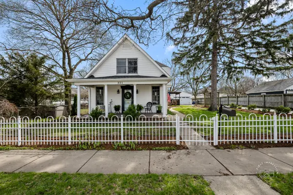 321 N 6th ST, Geneva, IL 60134