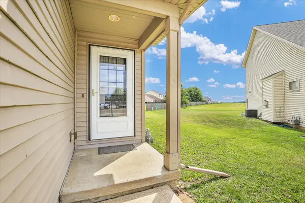 3931 Summer Sage CT, Champaign, IL 61822