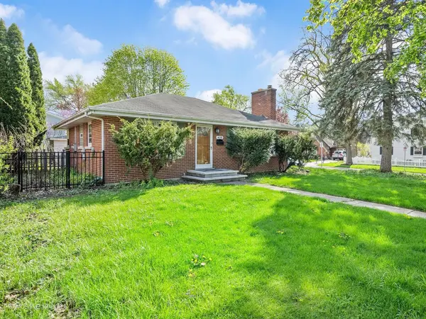 405 Greenfield AVE, Glen Ellyn, IL 60137