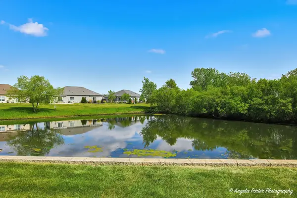 1004 Monroe AVE, Mchenry, IL 60050