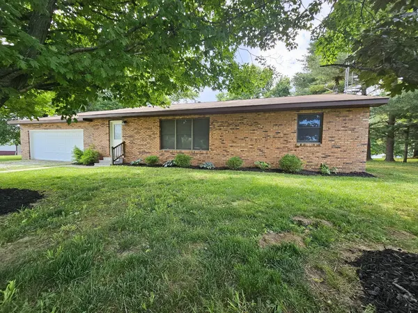 14541 N Morton LN, Mt Vernon, IL 62864