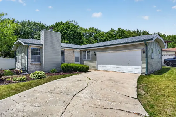 72 White Oaks RD, Matteson, IL 60443