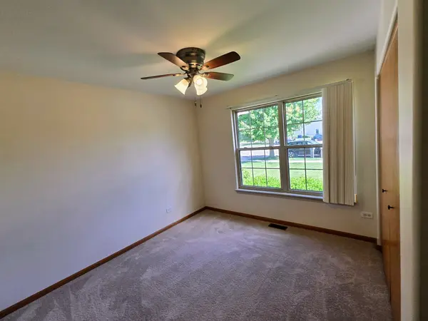 963 Brown DR, Momence, IL 60954