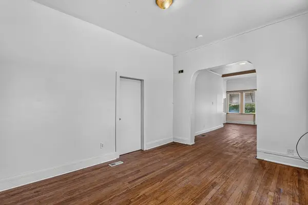 11715 S Wentworth AVE, Chicago, IL 60628