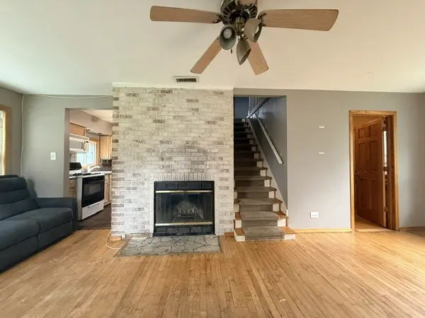 356 OAK AVE, Wood Dale, IL 60191