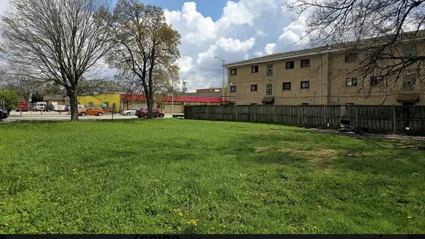 26 S 19th AVE, Maywood, IL 60153