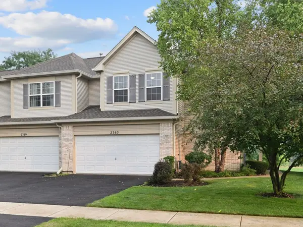 2365 Sunrise CIR, Aurora, IL 60503