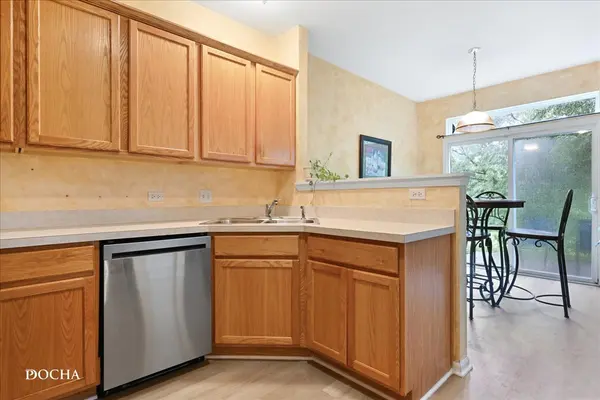 2365 Sunrise CIR, Aurora, IL 60503