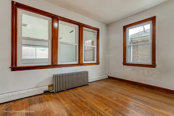 3259 N Neenah AVE, Chicago, IL 60634