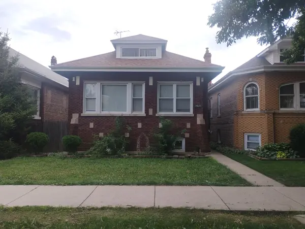 5829 S Sawyer AVE, Chicago, IL 60629