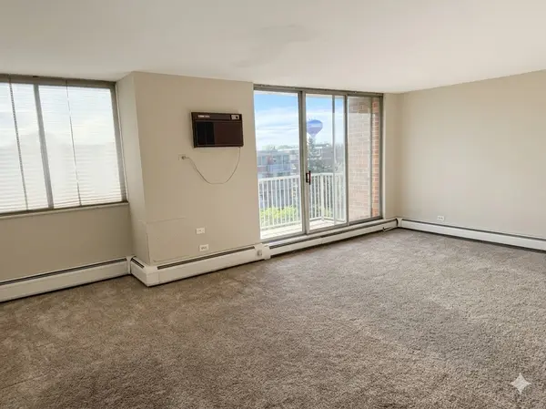 2211 S Stewart AVE #6A, Lombard, IL 60148