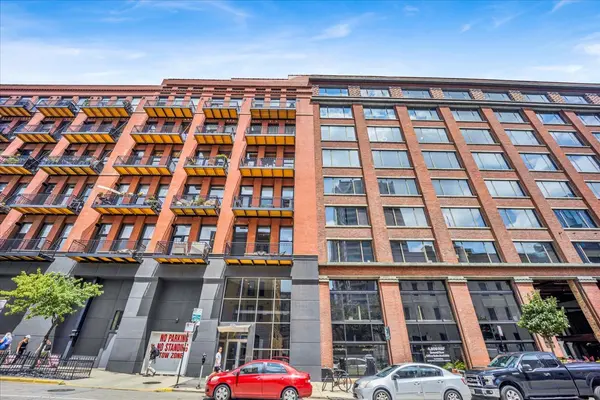 616 W Fulton ST #212, Chicago, IL 60661