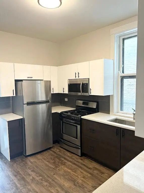 6220 N wayne AVE #2, Chicago, IL 60660
