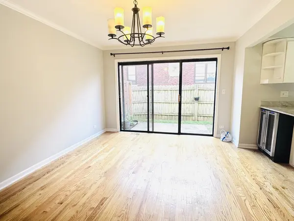 1750 Henley ST #25, Glenview, IL 60025
