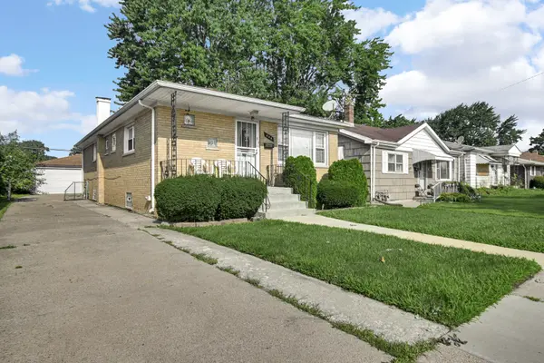 446 Greenbay AVE, Calumet City, IL 60409