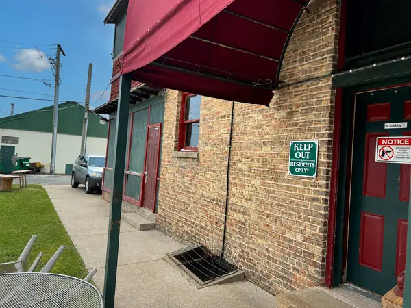 3937 & 3939 Main ST, Mchenry, IL 60050