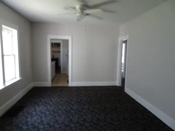 315 E 15th ST, Davenport, IA 52803
