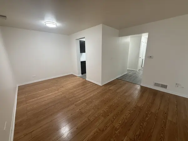 2300 N Harlem AVE #305, Elmwood Park, IL 60707