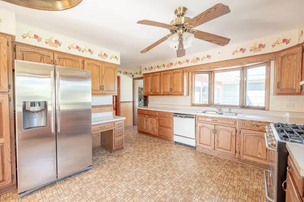 3002 Miller AVE, South Chicago Heights, IL 60411